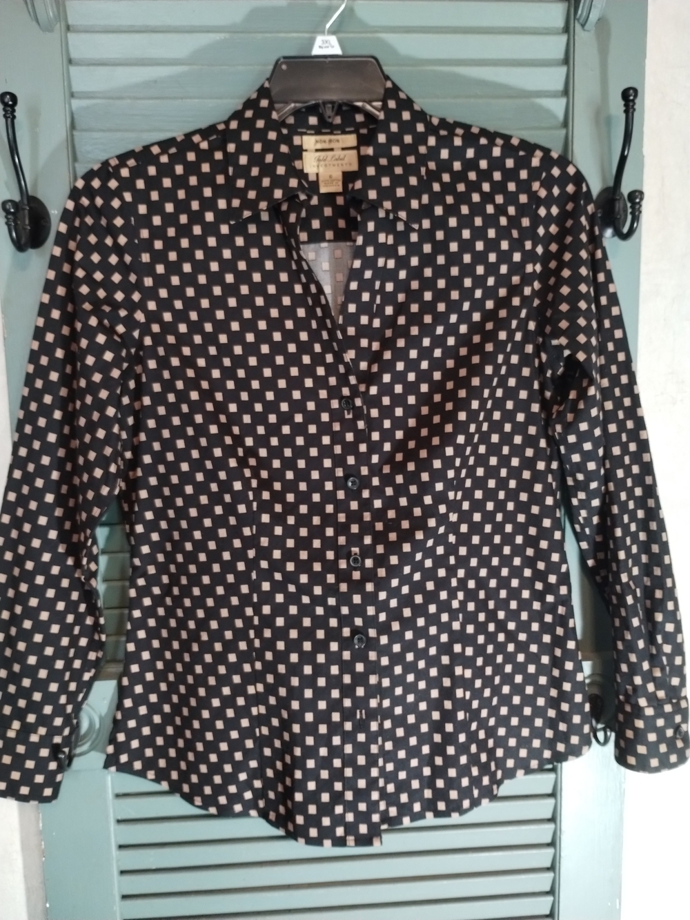 Women's Black Button-Down Shirt with Beige Square Print - Classic Collar Size 6
